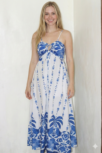 Vestido Largo con Estampado Azul en el Busto y un Poco al Final Premium Tendencia Standard